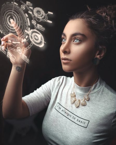 Los principales elementos de una experiencia de usuario efectiva: navegación, diseño de información, jerarquía de contenidos, entre otros